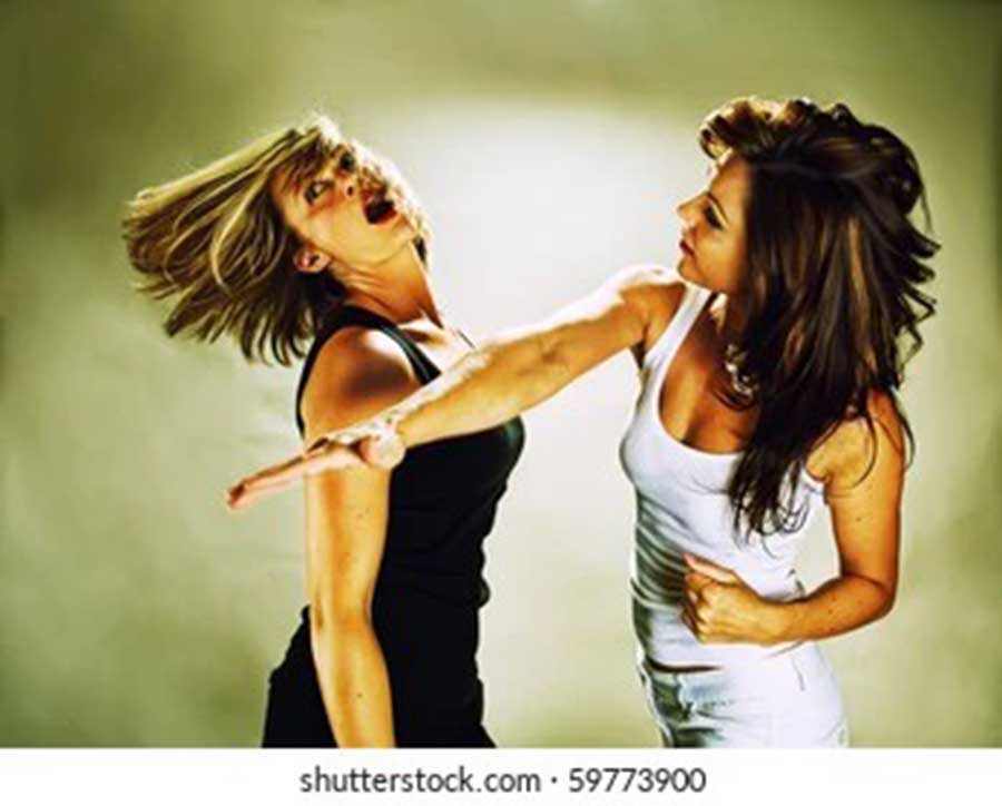 2407 Woman slapping.jpg