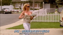 S01E01 slow motion shot of Edie jogging towards MIKE and SUSAN